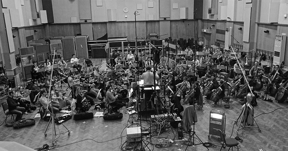 Royal Philharmonic Orchestra recording session, 2015 — CC BY-SA 4.0 / Wikimedia Commons